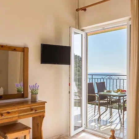 Studio With Adult And Childrens Pool - Beach, Corfu